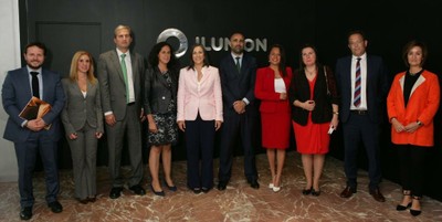 Peñas junto a todos los responsables de la ONCE e Ilunión antes de la reunión