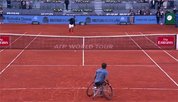 Un momento del peloteo entre Nadal y Caverzaschi 