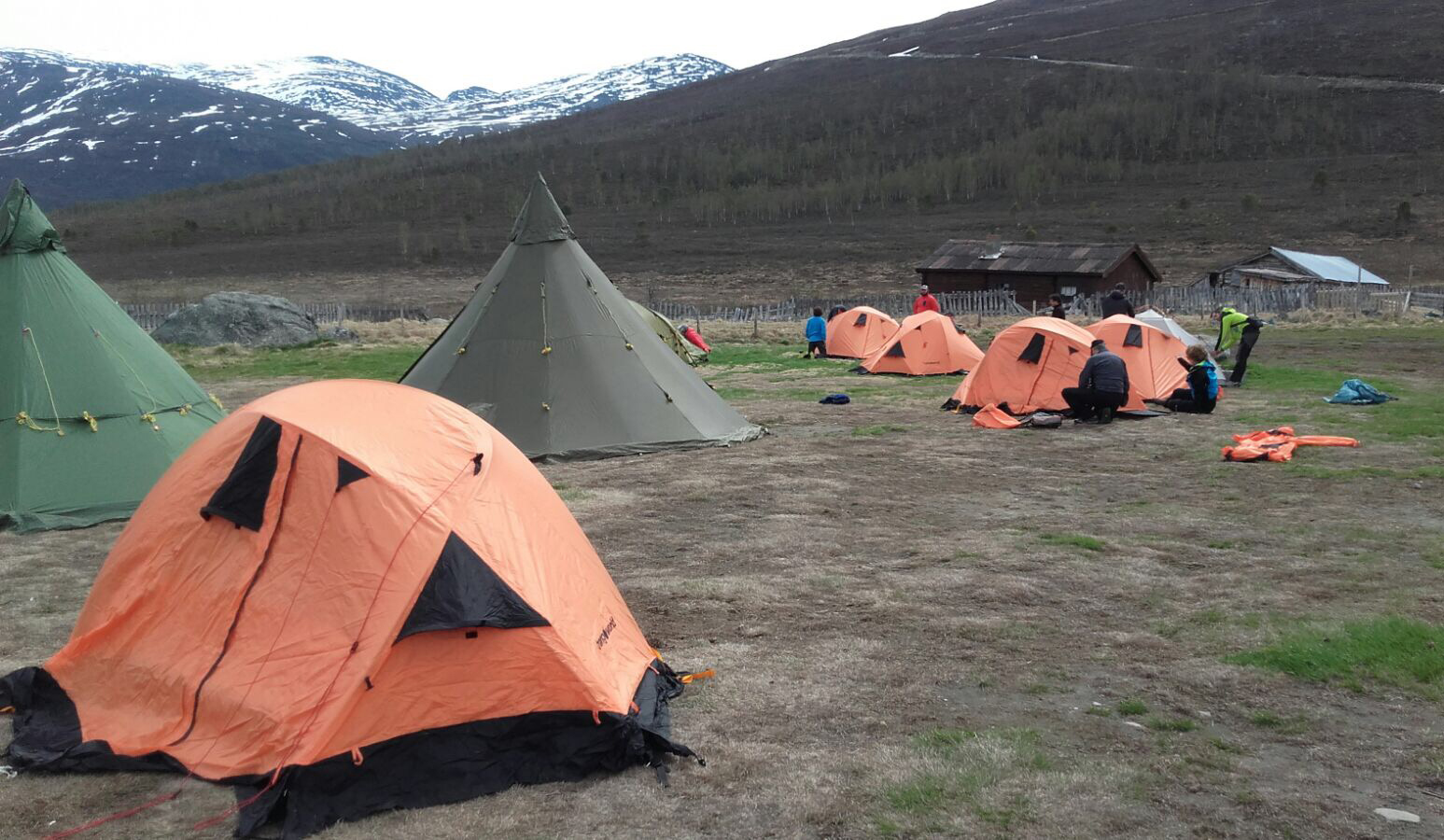 Campo base de la expedición