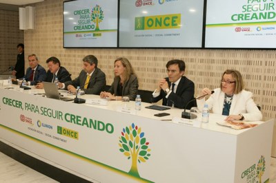 Mesa inaugural del CCG (de izq. a dcha.) Alejandro Oñoro, Ángel Sánchez, José Luis Pinto, Patricia Sanz, Alberto Durán e Imelda Fernández