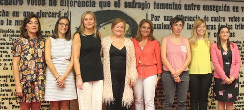 Ponentes de la Comisión de Igualdad del Senado que aprobaron la ponencia