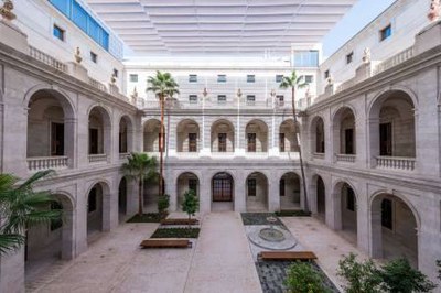 Patio del Museo de Málaga