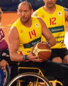 Juan Carlos, en el transcurso de un partido, durante su etapa como jugador del Fundosa Grupo