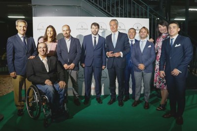 Foto de familia del acto inaugural del nuevo área de Golf