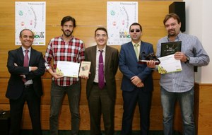 De izquierda a derecha, Jesús Arroyo, Guillermo Martínez, Andrés Ramos, Guillermo Hermida y Manuel Martínez