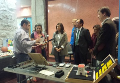 Diputados y senadores burgaleses, durante su visita a las instalaciones de la ONCE en esa capital provincial de Castilla y León