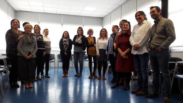 Asistentes y participantes en la presentación del proyecto