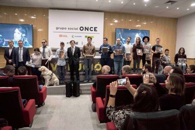 Los protagonistas de los diferentes spots de la campaña "Evolución" en el acto de presentación