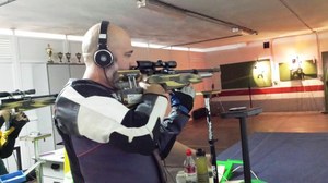 Uno de los tiradores andaluces, en plena competición