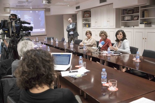 Presentación de 'Diferentes', con Montse, Teresa Palahí y Edelmira González 