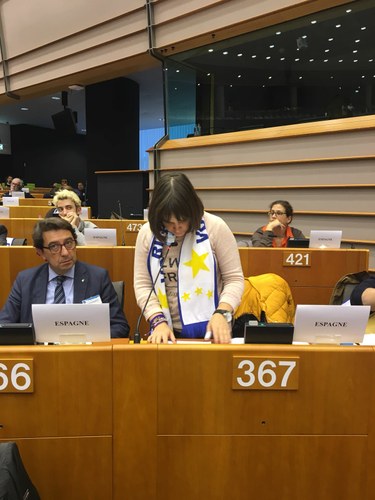 Intervención de una delegada española por el derecho al voto