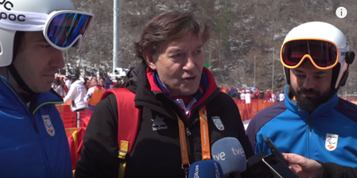 José Ramón Lete, entre Santacana y Galindo, durante su visita a las pistas de Pyeongchang 