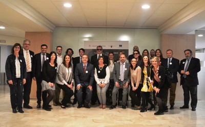 Foto de familia de los representantes de las empresas junto a los de la ONCE y de Inserta-Fundación ONCE