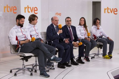 Nuestros deportistas, junto a Miguel Carballeda, recibidos en RTVE
