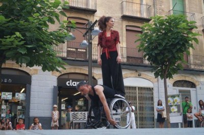 Escena Mobile en la calle