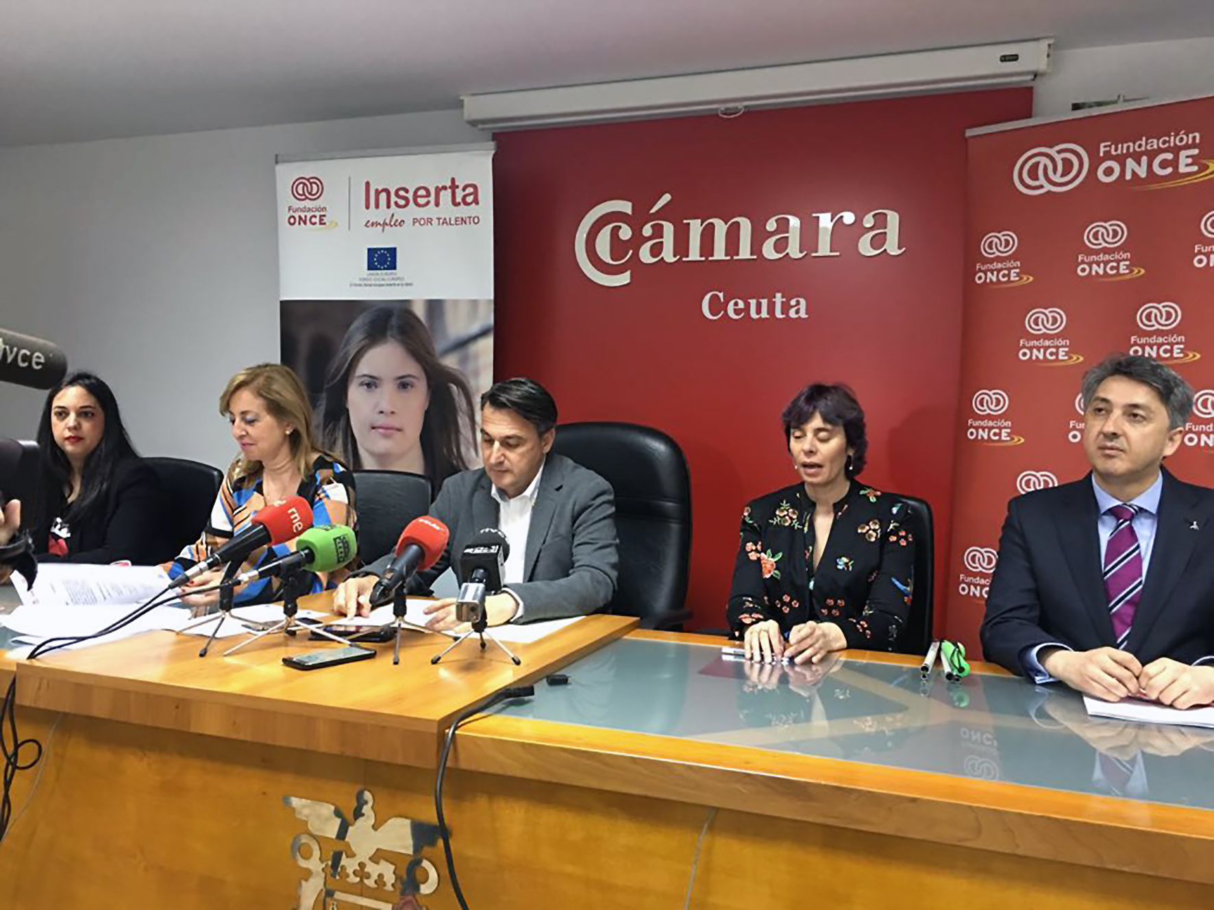 Rueda de prensa sobre el convenio