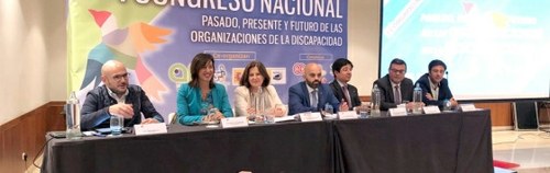 Mesa presidencial del Congreso en la jornada de clausura