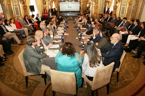 Momento de la reunión del Patronato extraordinario de FOAL
