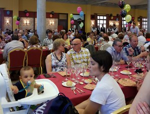 Comida de confraternidad en el festejo de ONCE Castilla y León en Medina de Rioseco