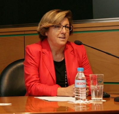 María Jesús durante su intervención en una conferencia técnica