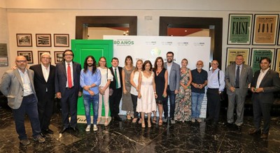 Foto de familia de autoridades y premiados en Palma de Mallorca