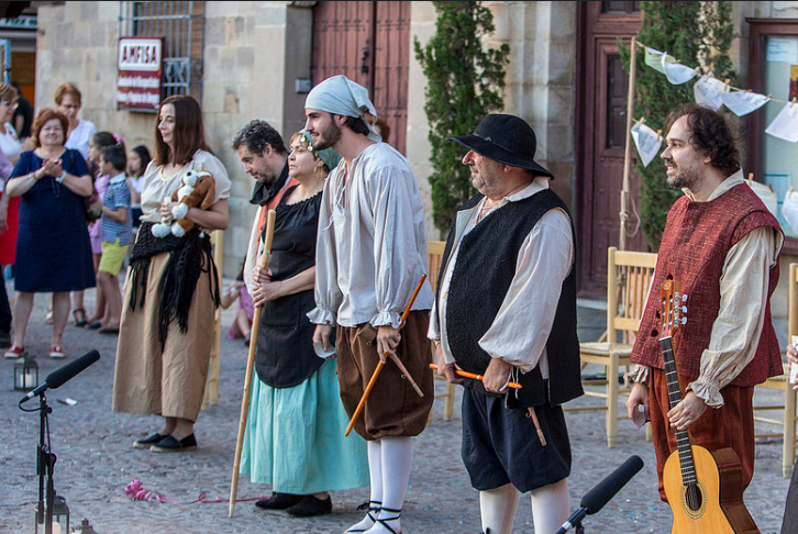 Grupo La Ruina en las calles de Almagro