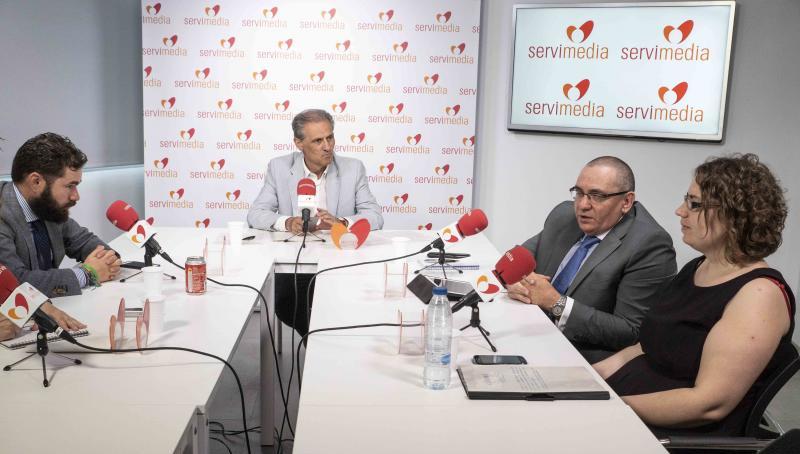 Mesa redonda de presentación del informe