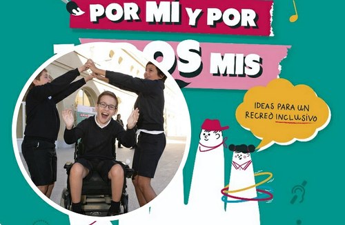 Collage compuesto por el cartel del concurso, de fondo, e imagen de un escolar en silla de ruedas jugando con otros compañeros