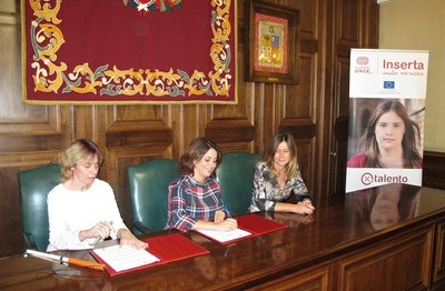 Presentación del acuerdo en el Ayuntamiento de Teruel