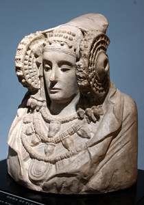 Reproducción de la escultura de la Dama de Elche, del Museo Tiflológico