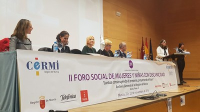  Mesa inaugural del Foro