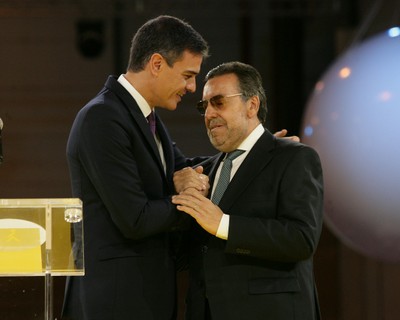 Pedro Sánchez y Miguel Carballeda