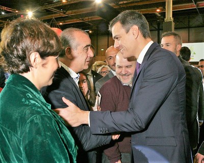 Sánchez con Luciano Poyato, presidente de la Plataforma del Tercer Sector.