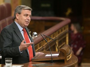 Jordi Xucla durante una de sus intervenciones ante el Pleno del Congreso
