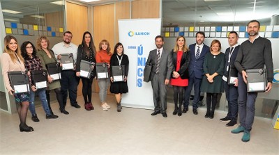 Los galardonados posan, juntos, tras recibir sus reconocimientos