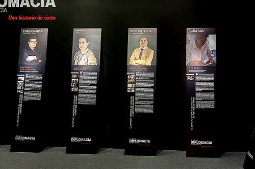 Zona de la muestra donde aparece la figura de Ana Peláez