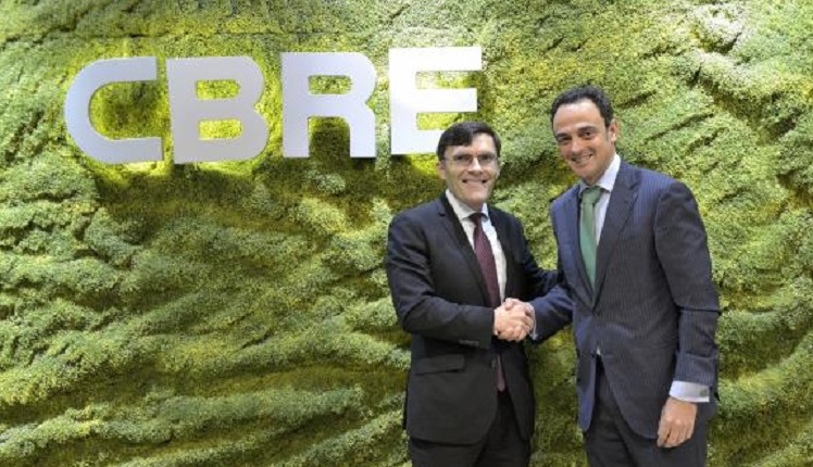 Alberto Durán y Adolfo Ramírez-Escudero en la sede madriñena del CBRE