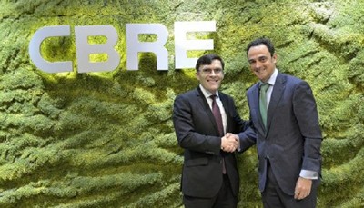 Alberto Durán y Adolfo Ramírez-Escudero en la sede madriñena del CBRE