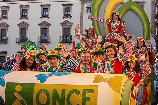La carroza de la ONCE en la cabalgata sevillana