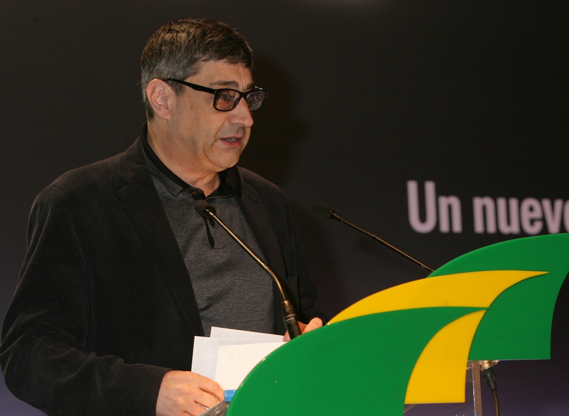 José Luis Pinto durante su intervención en el Comité Estatal de UP
