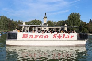 Barco solar de El Retiro
