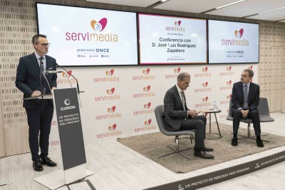 Fernando Riaño, durante su intervencion en el acto de #Servimedia30años | Foto: Jorge Villa