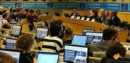 Presentacion del memorandum en Bruselas, con Pedreño a la derecha de la imagen