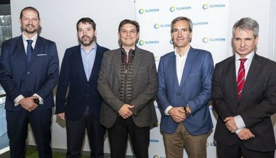 Responsables de Ilunion y Sermalogic tras la firma