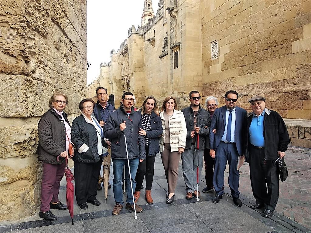 El grupo, en pleno corazón de la Córdoba monumental
