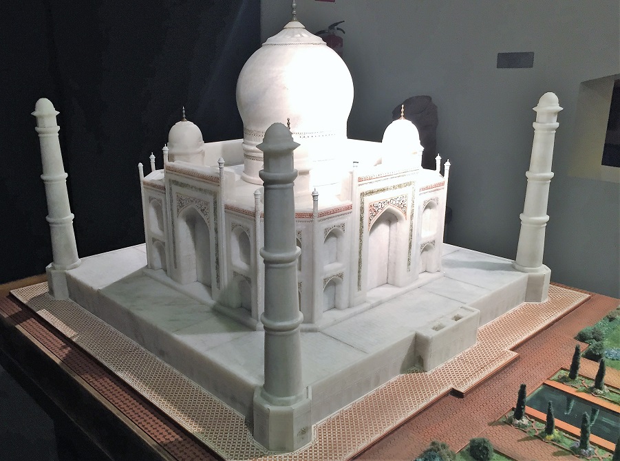Maqueta accesible del Taj Mahal del Museo Tiflológico de la ONCE