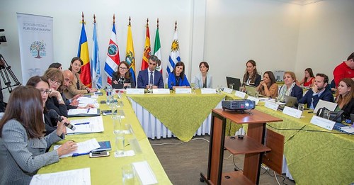Comité Intergubernamental reunido en Quito Comité Intergubernamental reunido en Quito