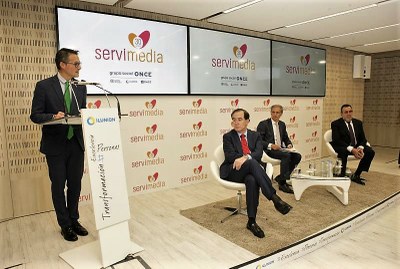 El presidente de Servimedia, Fernando Riaño, presenta el debate