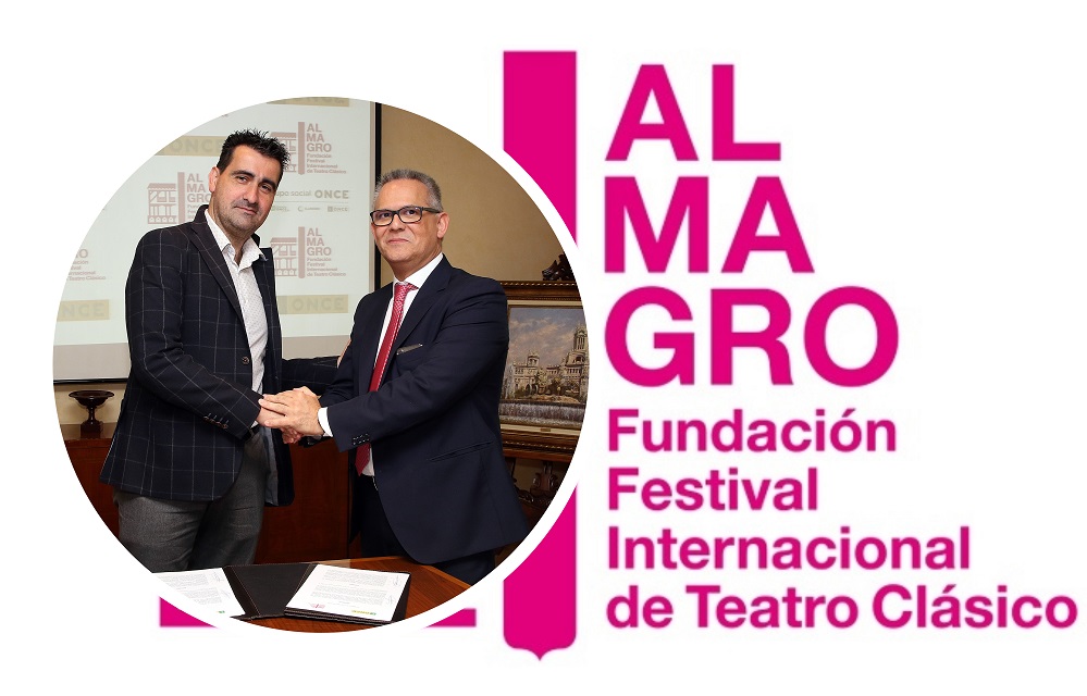 Ignacio García y Ángel Luis Gómez tras la firma del convenio