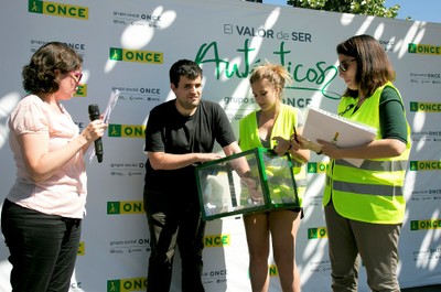 Un momento del sorteo de regalos